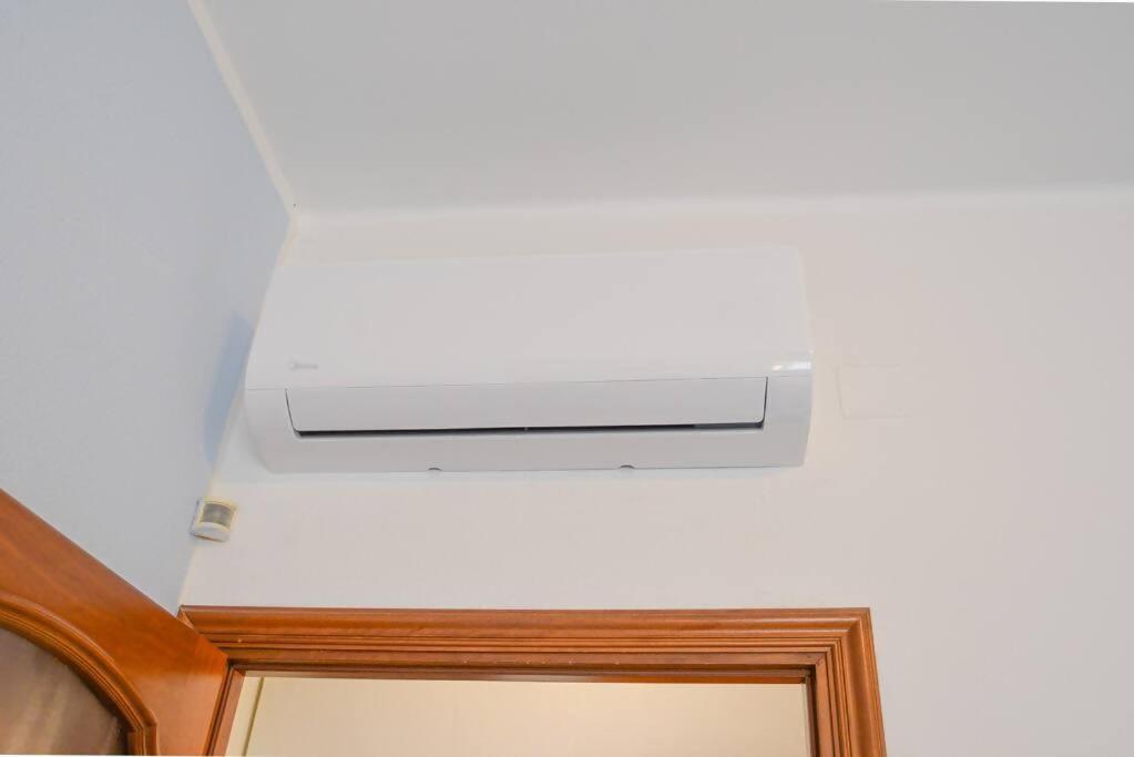 Larte Al Mare Vicino Spiaggia Con Ac E Wifi Savona Exterior foto