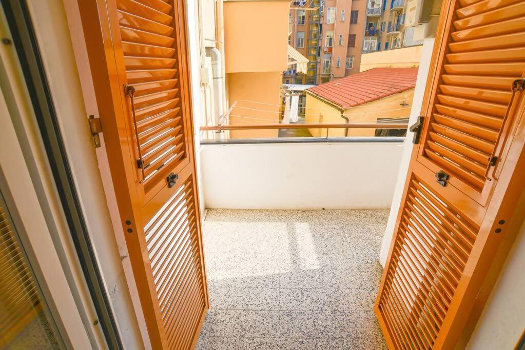 Larte Al Mare Vicino Spiaggia Con Ac E Wifi Savona Exterior foto